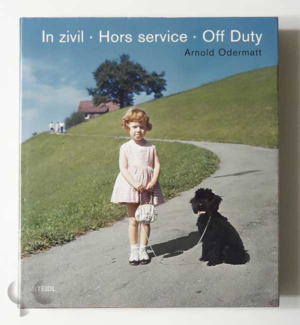 In Zivil / Hors Service / Off Duty | Arnold Odermatt