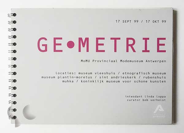 Geometrie MoMu Provinciaal Modemuseum Antwerpen